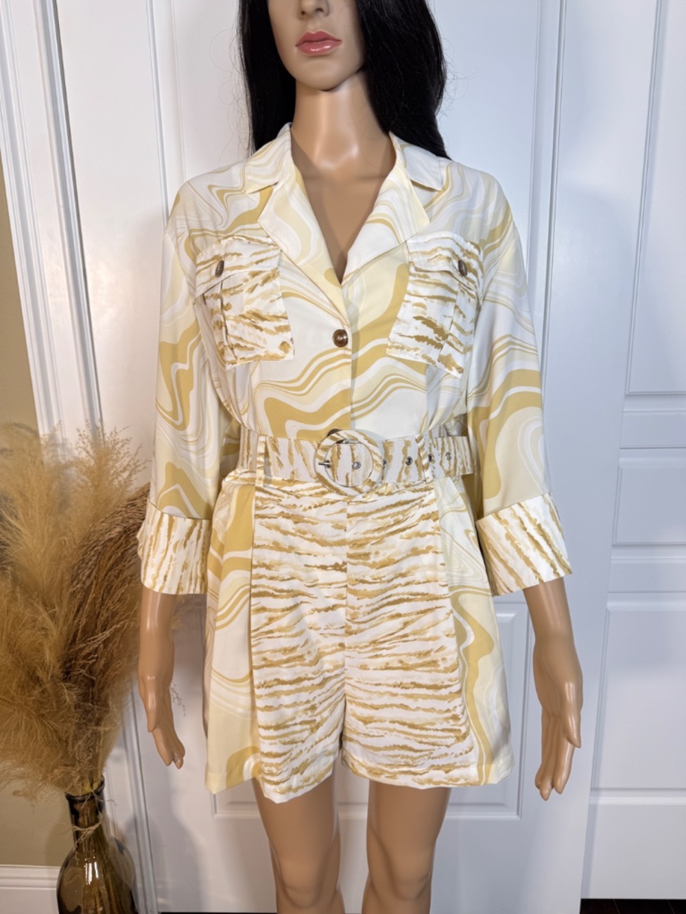 MUSTARD ANIMAL PRINT AND ABSTRACT COORD TWO PIECE SET SIZE SMALL - NWT - Picture 6 of 17